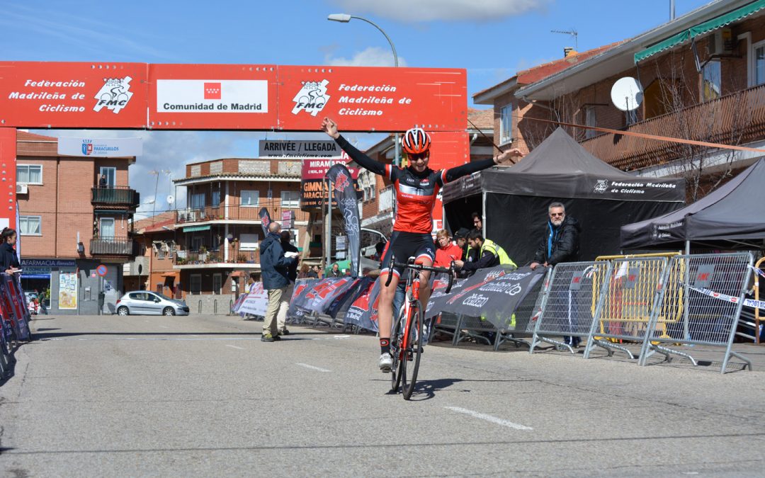 Carolina Estéban, vencedora en la categoría junior en la XXXIII Carrera Ciclista Paracuellos de Jarama y líder de la Copa de Madrid